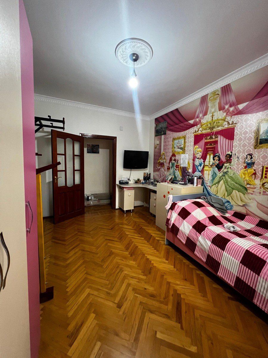 Satılır 5 otaqlı köhnə tikili 130 m² — Mənzil, Bakı (7)