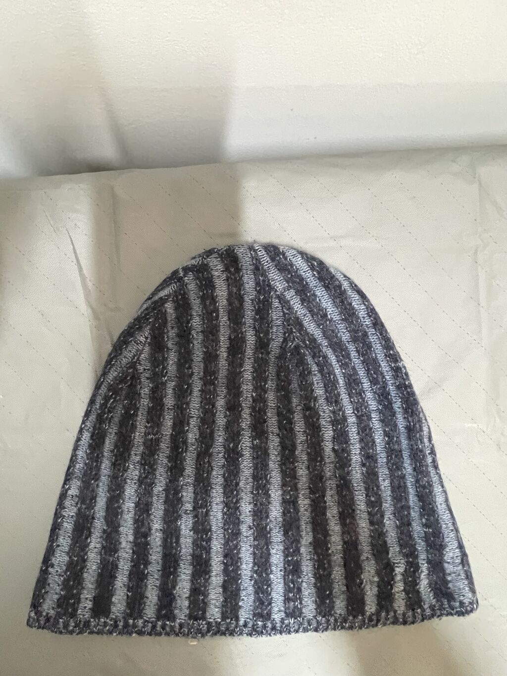 Zolaqlı toxunma papaq – “W Hockey” nişanlı - Model: qatlana bilən — Oğlanlar üçün ev geyimi, Bakı (3)