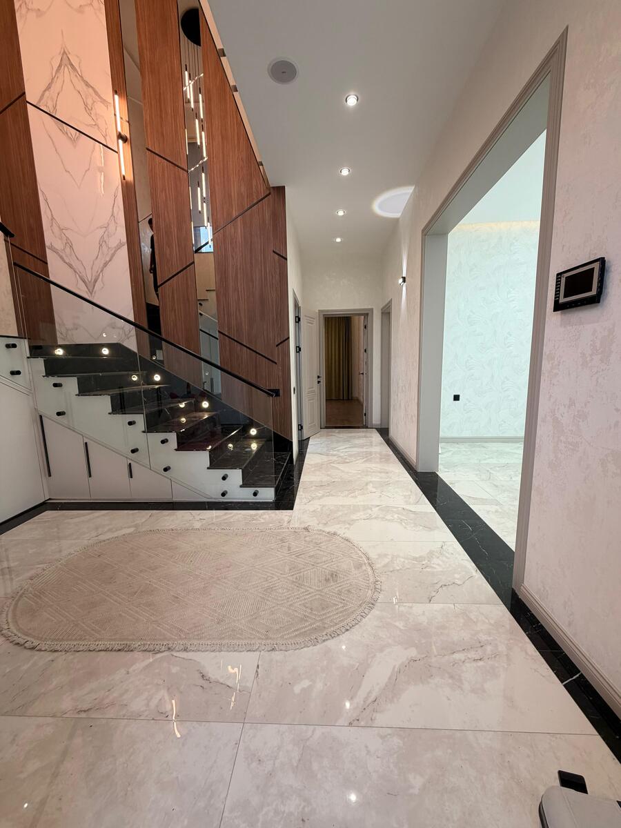Satılır 5 otaqlı həyət evi/bağ evi 250 m² — Ev, villa, Bakı (8)