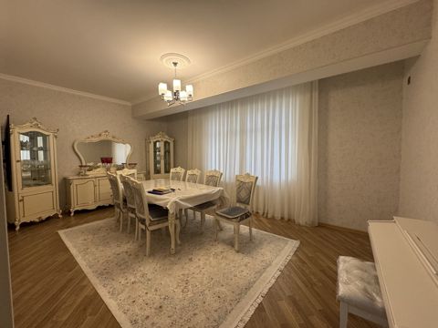 2 otaqlı mənzil kirayə — Bayıl qəsəbəsi, Neftçi Residensi, 10-cu mərtəbə, 85 m² — Bakı