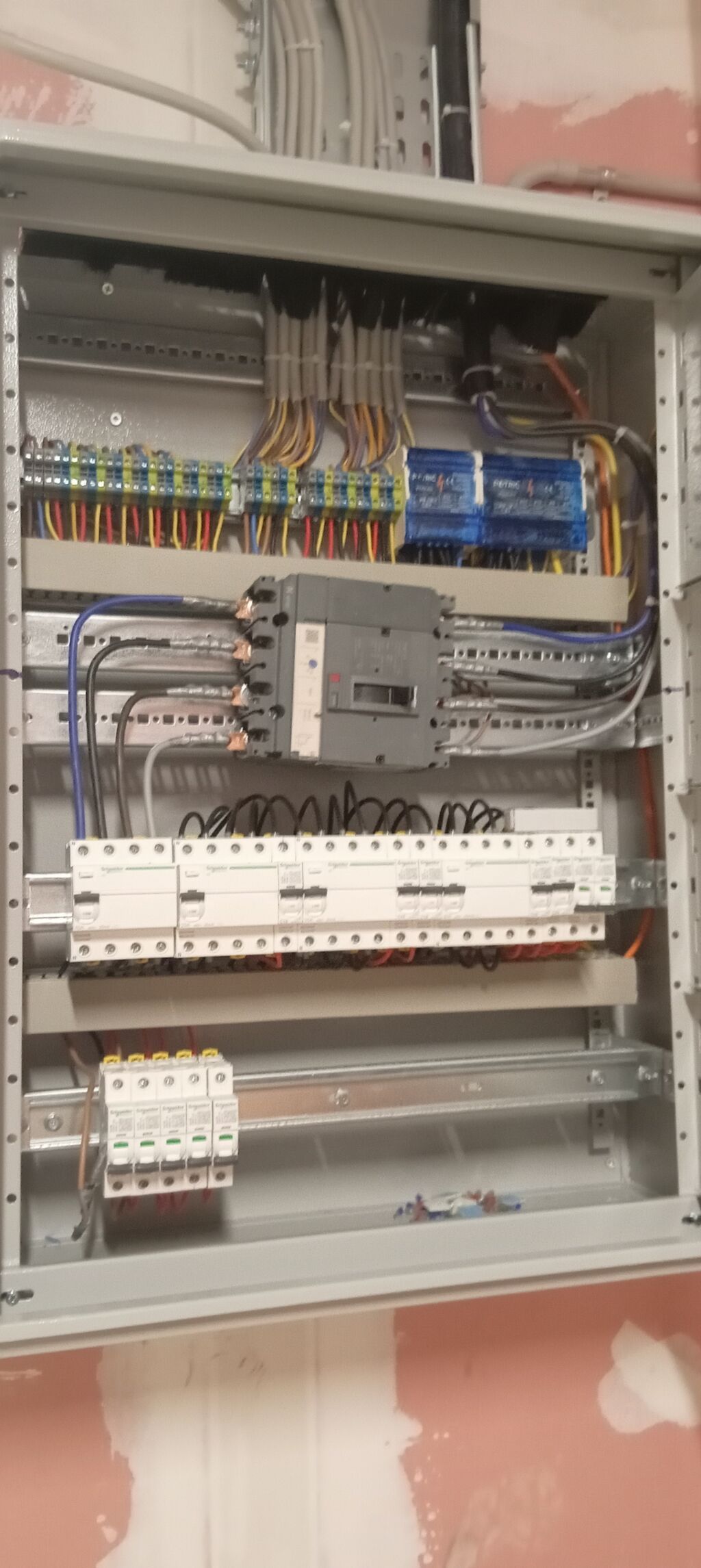 Xidmət: Mənzil və ofislər üçün elektrik montajı və işıqlandırma — Tikinti və təmir, Bakı (10)