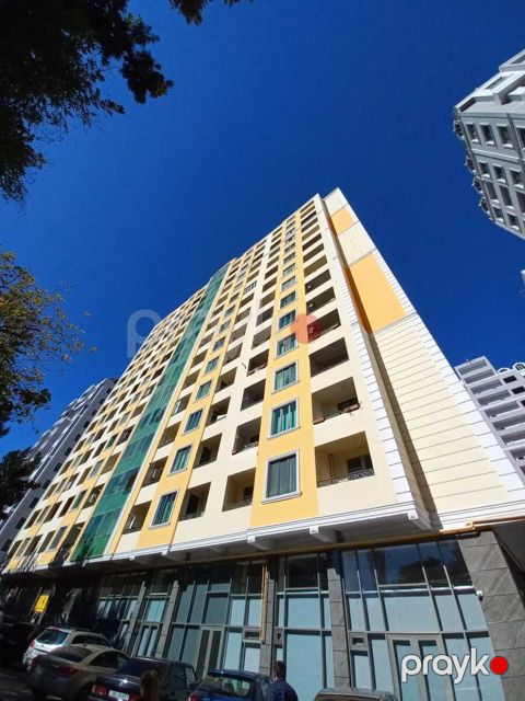 Satılır 4 otaqlı yeni tikili 190 m²