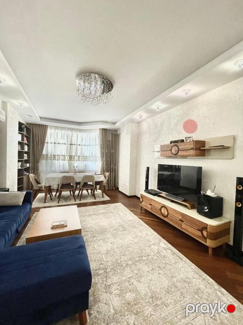 Satılır 3 otaqlı yeni tikili 121 m²
