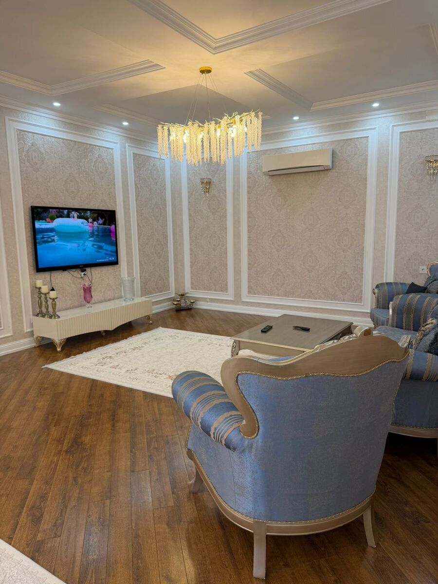 Satılır 7 otaqlı həyət evi/bağ evi 400 m² — Ev, villa, Bakı (4)