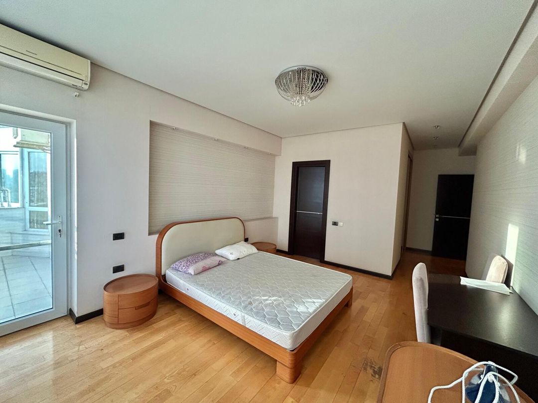 İcarəyə verilir 4 otaqlı yeni tikili 190 m² — Mənzil, Bakı (9)