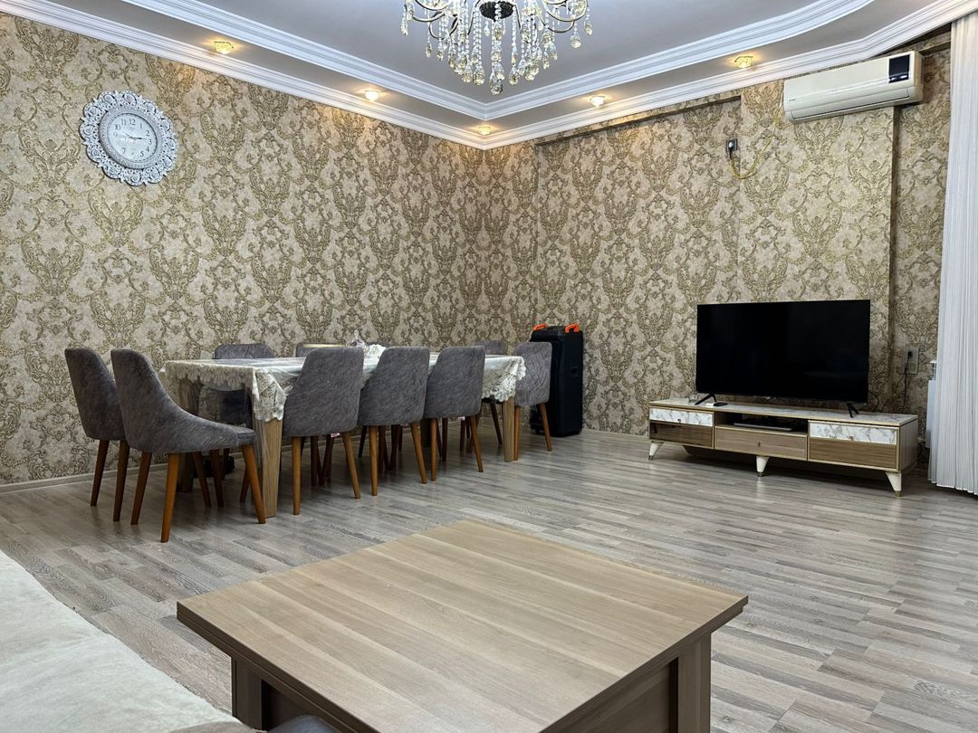 Satılır 4 otaqlı yeni tikili 160 m² — Mənzil, Bakı