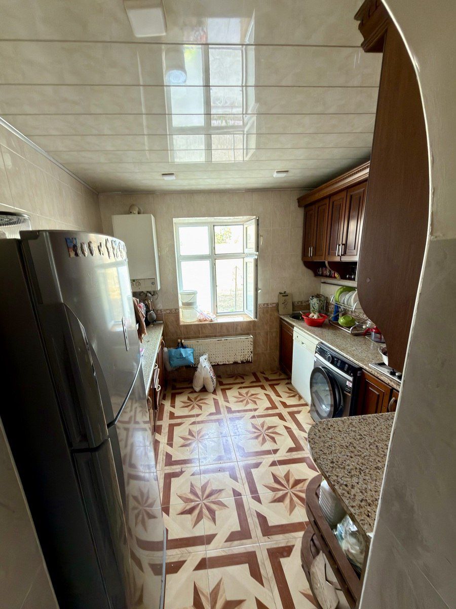 Satılır 8 otaqlı həyət evi/bağ evi 250 m² — Ev, villa, Bakı (11)