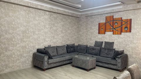 İcarəyə verilir 3 otaqlı yeni tikili 160 m² — Bakı