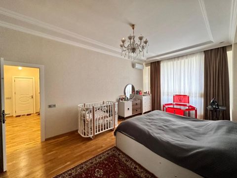 Satılır 2 otaqlı yeni tikili 75 m² — Bakı