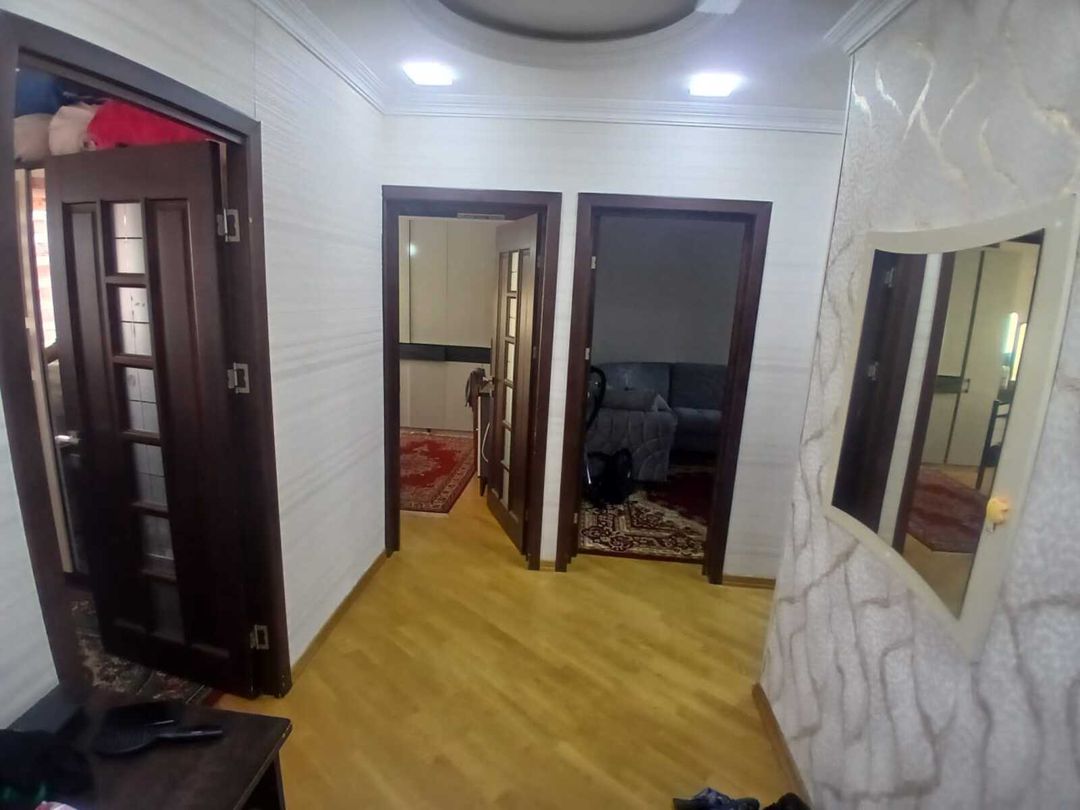 Satılır 3 otaqlı köhnə tikili 70 m² — Mənzil, Bakı