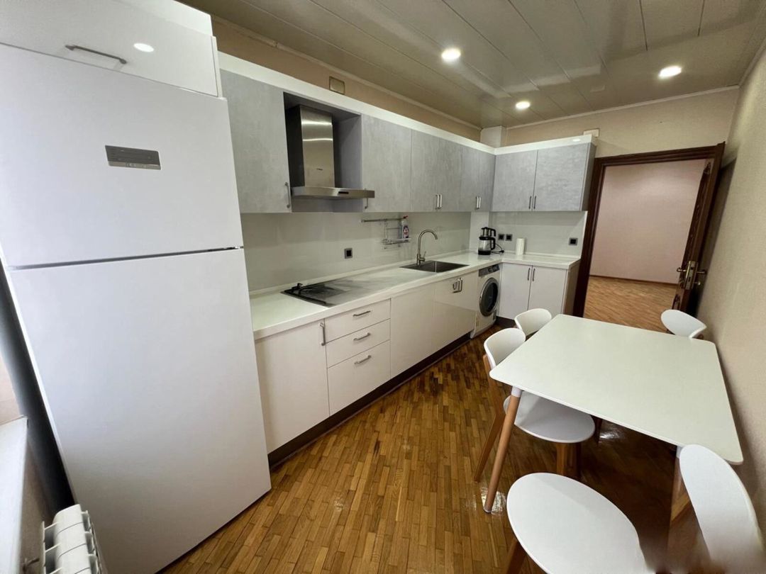 3-otaqlı yeni tikili, Zahid Xəlilov küç., 110 m² — Mənzil, Bakı (7)