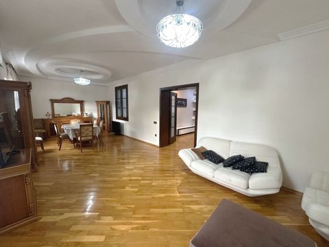 İcarəyə verilir 3 otaqlı köhnə tikili 140 m² — Bakı