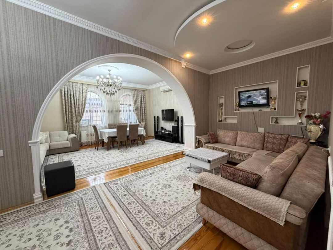 Satılır 5 otaqlı həyət evi/bağ evi 201 m² — Ev, villa, Bakı (2)