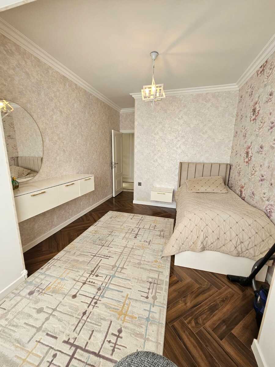 Satılır 5 otaqlı köhnə tikili 130 m² — Mənzil, Bakı (7)