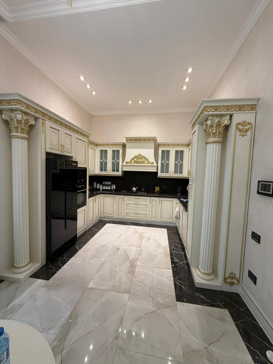 Satılır 4 otaqlı köhnə tikili 213 m² — Mənzil, Bakı (12)