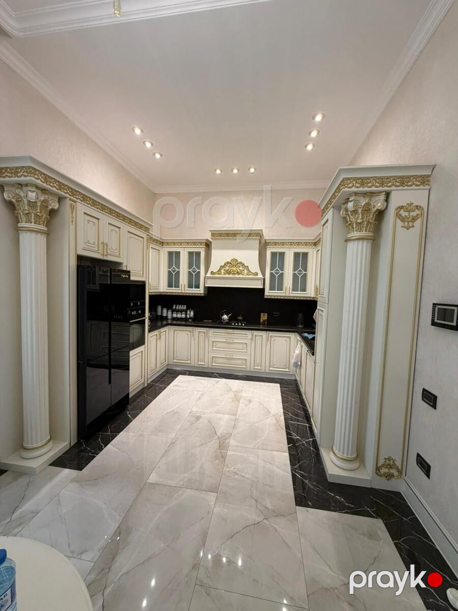 Satılır 4 otaqlı köhnə tikili 213 m² — Mənzil, Bakı (12)