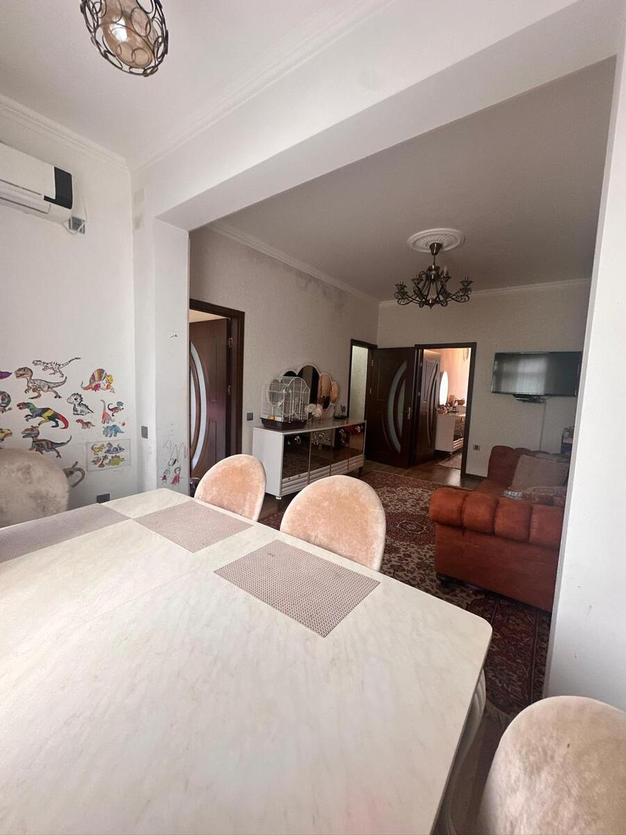 Satılır 2 otaqlı köhnə tikili 50 m² — Mənzil, Bakı (2)