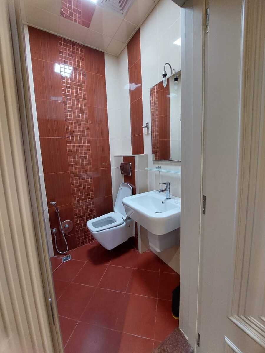 İcarəyə verilir 3 otaqlı yeni tikili 130 m² — Mənzil, Bakı (9)