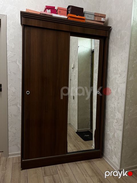 İşlənmiş, 2 qapılı, Güzgülü, Qəhvəyi, Taxta, Kupe, Düz dolab