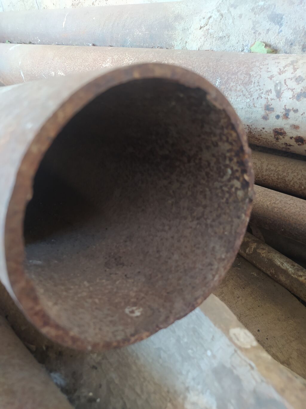 Məhsul: Metal borular (polad) Təsvir: - Müxtəlif uzunluq və — Təmir və inşaat, Pirəkəşkül (5)