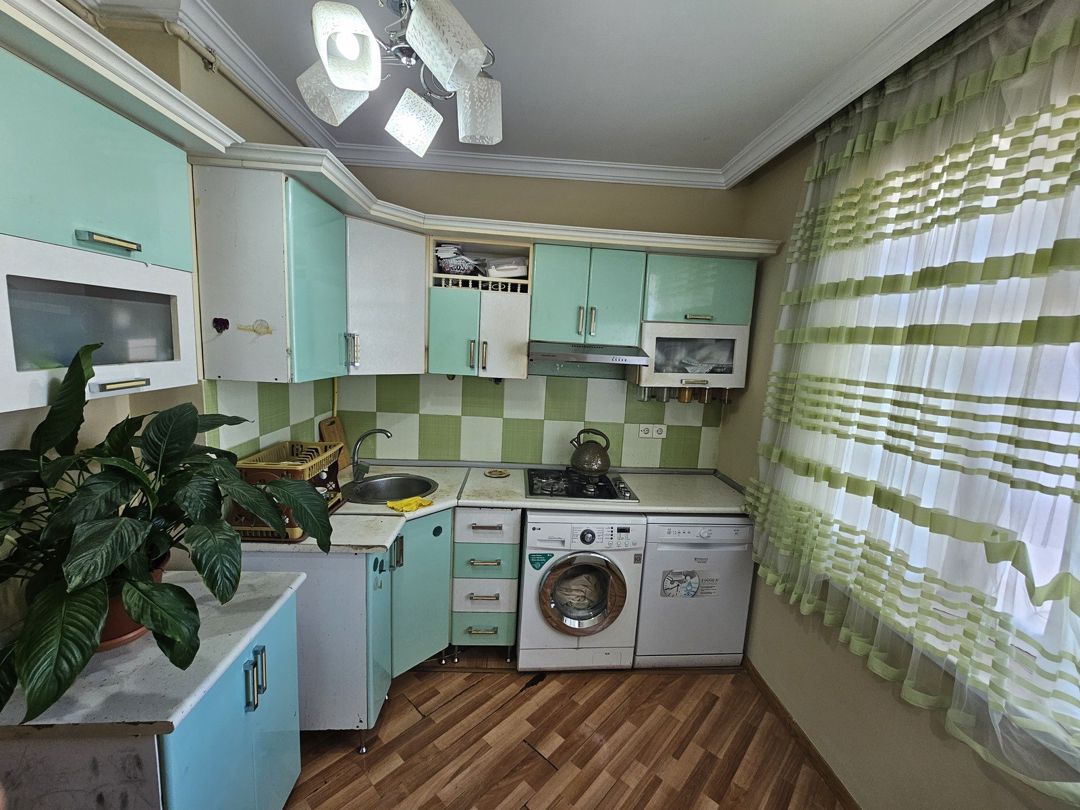 Satılır 2 otaqlı köhnə tikili 60 m² — Mənzil, Bakı (7)