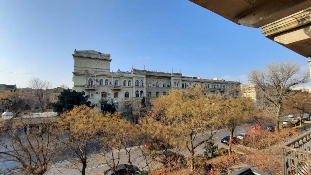 İcarəyə verilir 2 otaqlı köhnə tikili 55 m² — Mənzil, Bakı (7)