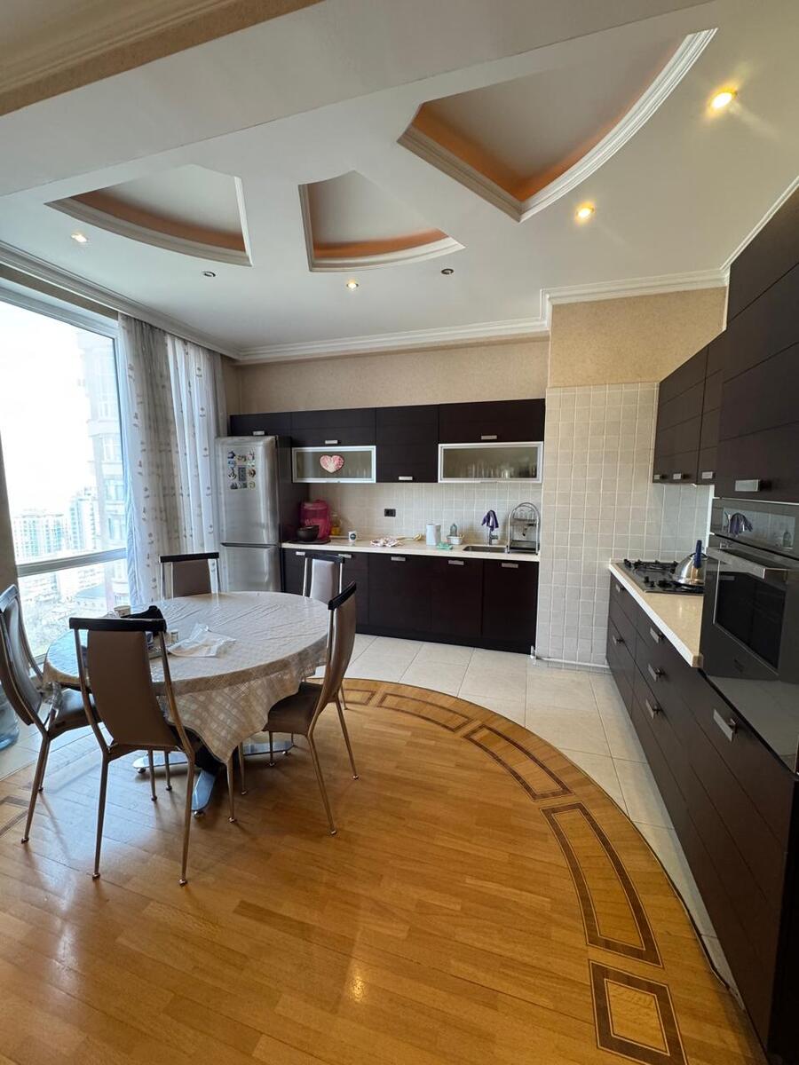 Satılır 4 otaqlı yeni tikili 185 m² — Mənzil, Bakı (4)
