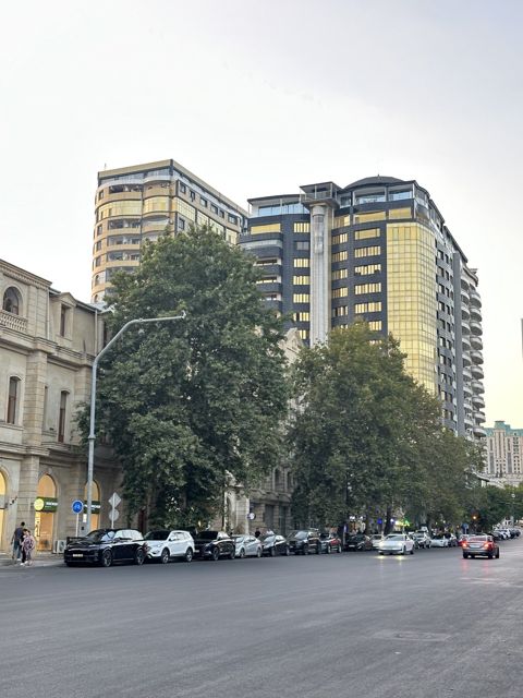 İcarəyə verilir 3 otaqlı yeni tikili 150 m² — Bakı