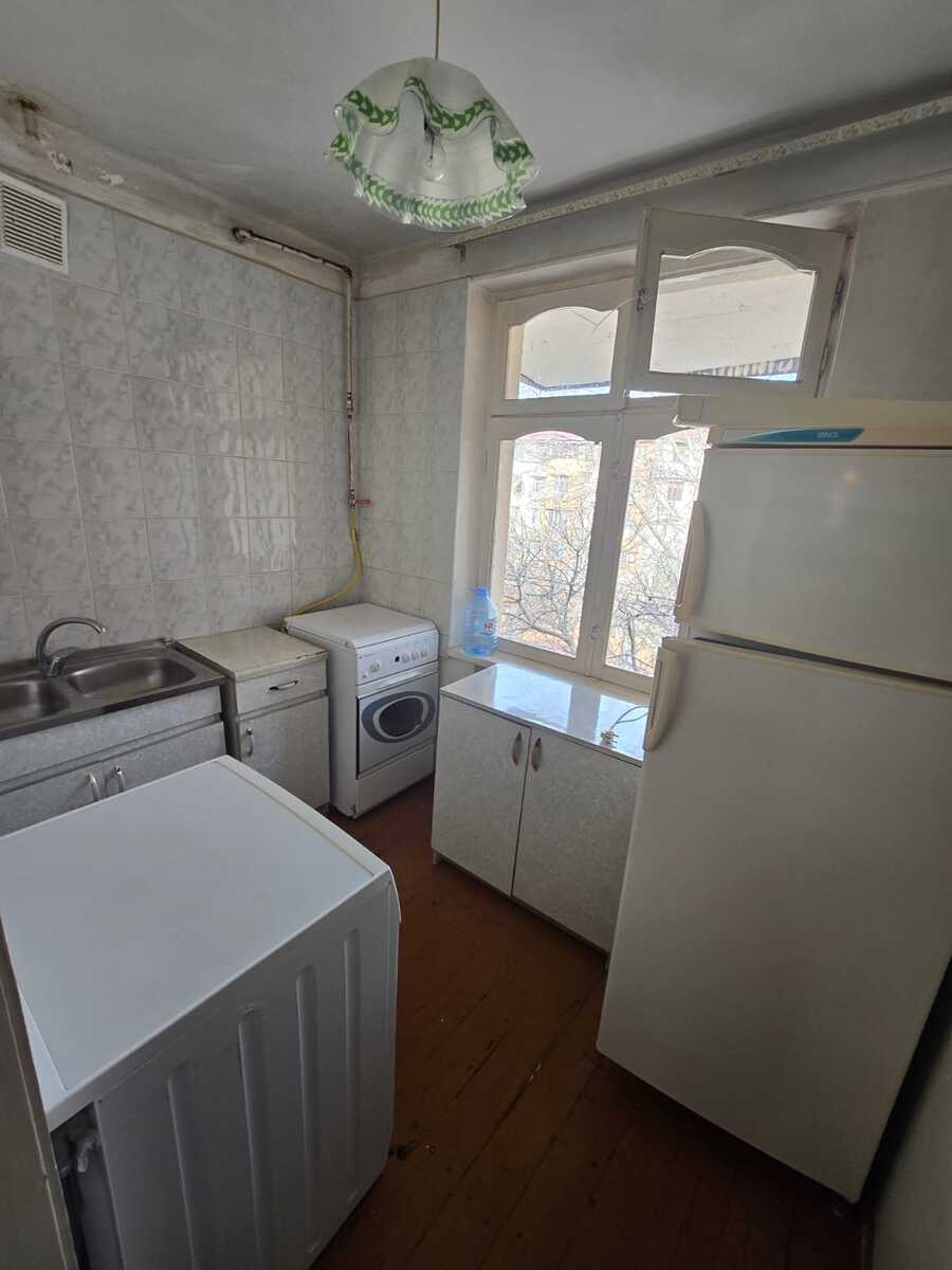 Satılır 3 otaqlı köhnə tikili 67 m² — Mənzil, Bakı (4)