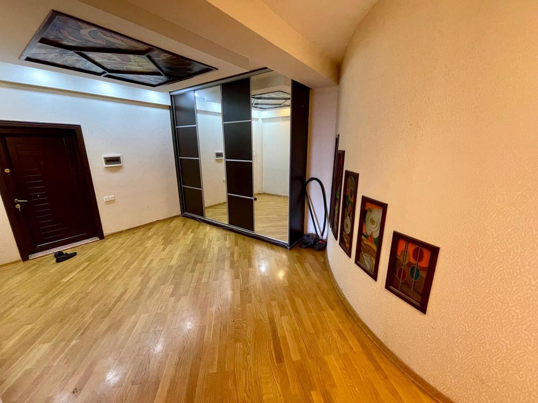 Satılır 4 otaqlı yeni tikili 187 m² — Mənzil, Bakı (11)