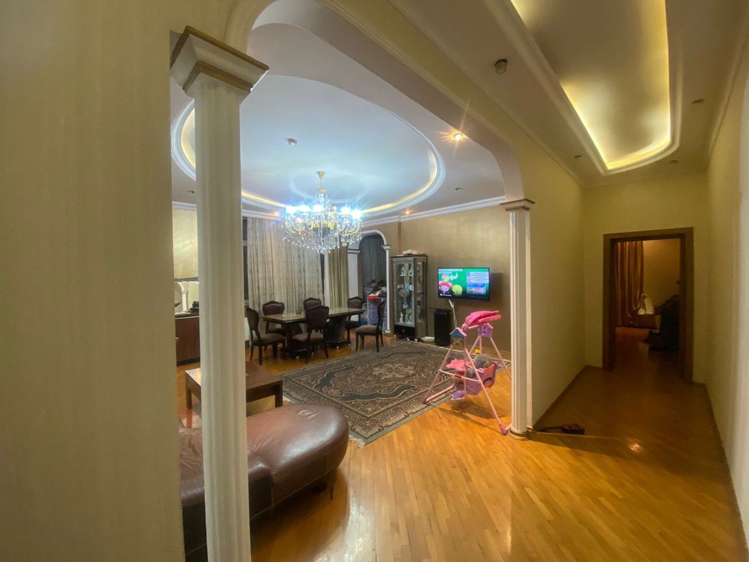 İcarəyə verilir 3 otaqlı yeni tikili 130 m² — Mənzil, Bakı (2)