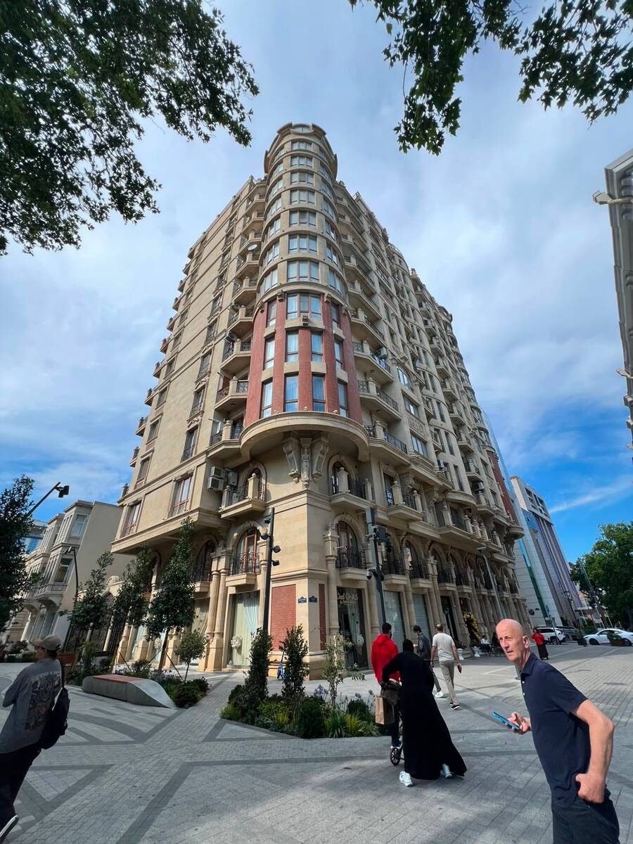 Satılır 3 otaqlı yeni tikili 195 m² — Mənzil, Bakı