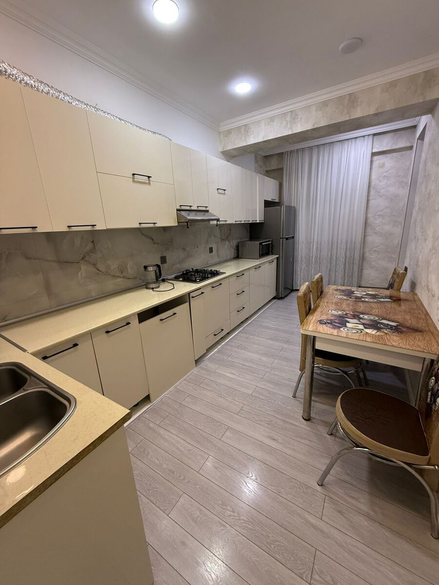 İcarəyə verilir 3 otaqlı yeni tikili 120 m² — Mənzil, Bakı (2)