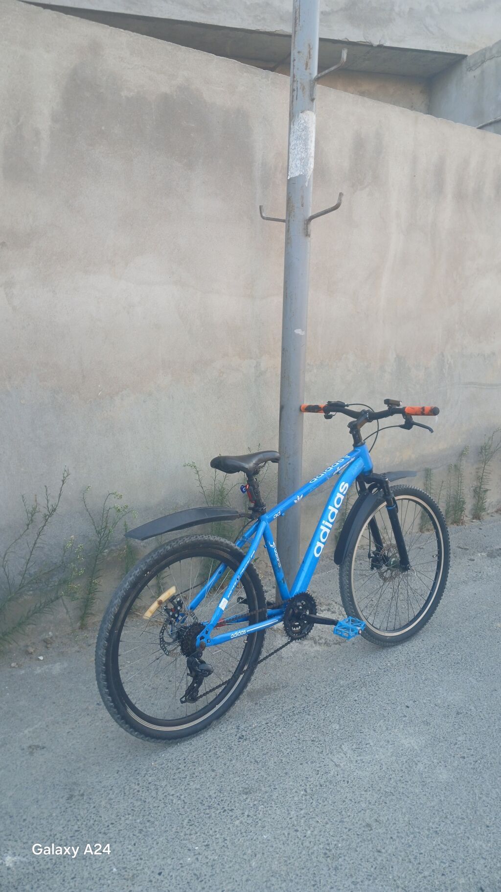 Məhsul: Dağ/Trekking velosipedi - Rəng: Parlaq mavi, “adidas” — Dağ velosipedləri, Bakı (2)