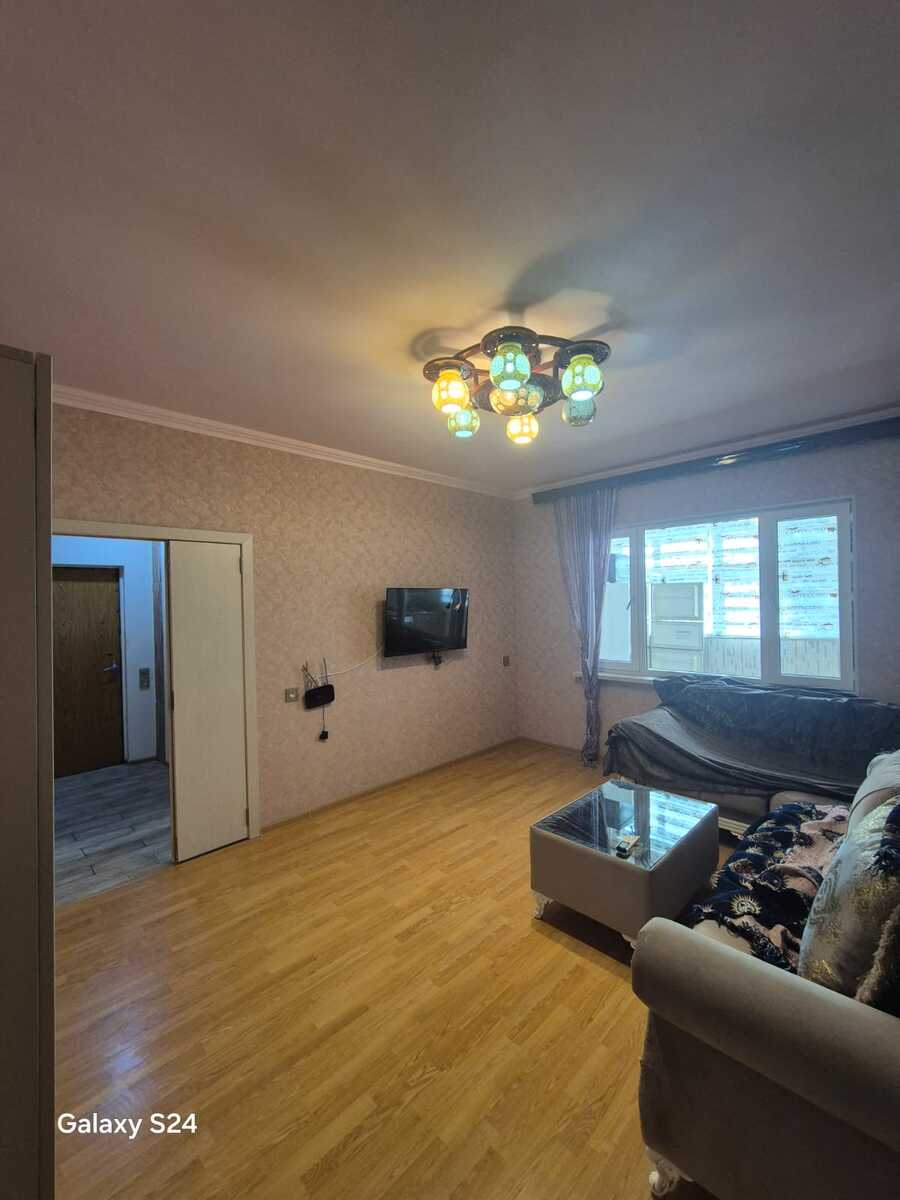 Satılır 2 otaqlı köhnə tikili 64 m² — Mənzil, Bakı (2)
