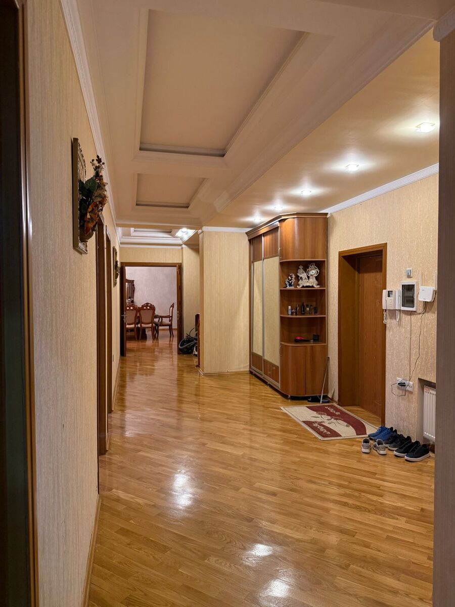 Satılır 5 otaqlı yeni tikili 175 m² — Mənzil, Bakı (12)