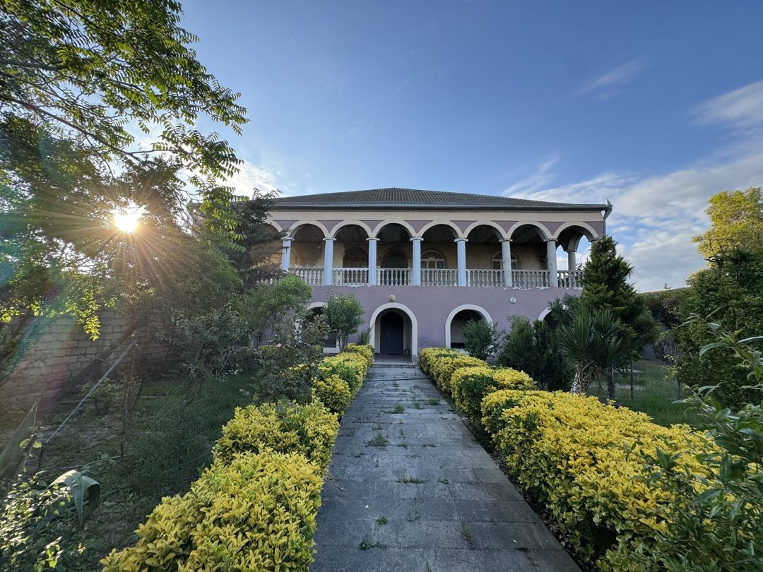 Satılır 8 otaqlı həyət evi/bağ evi 500 m² — Ev, villa, Bakı (2)