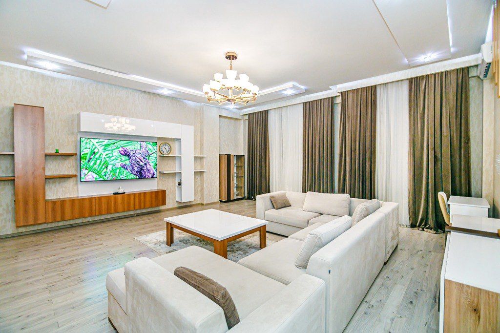 İcarəyə verilir 3 otaqlı yeni tikili 132 m² — Mənzil, Bakı (2)