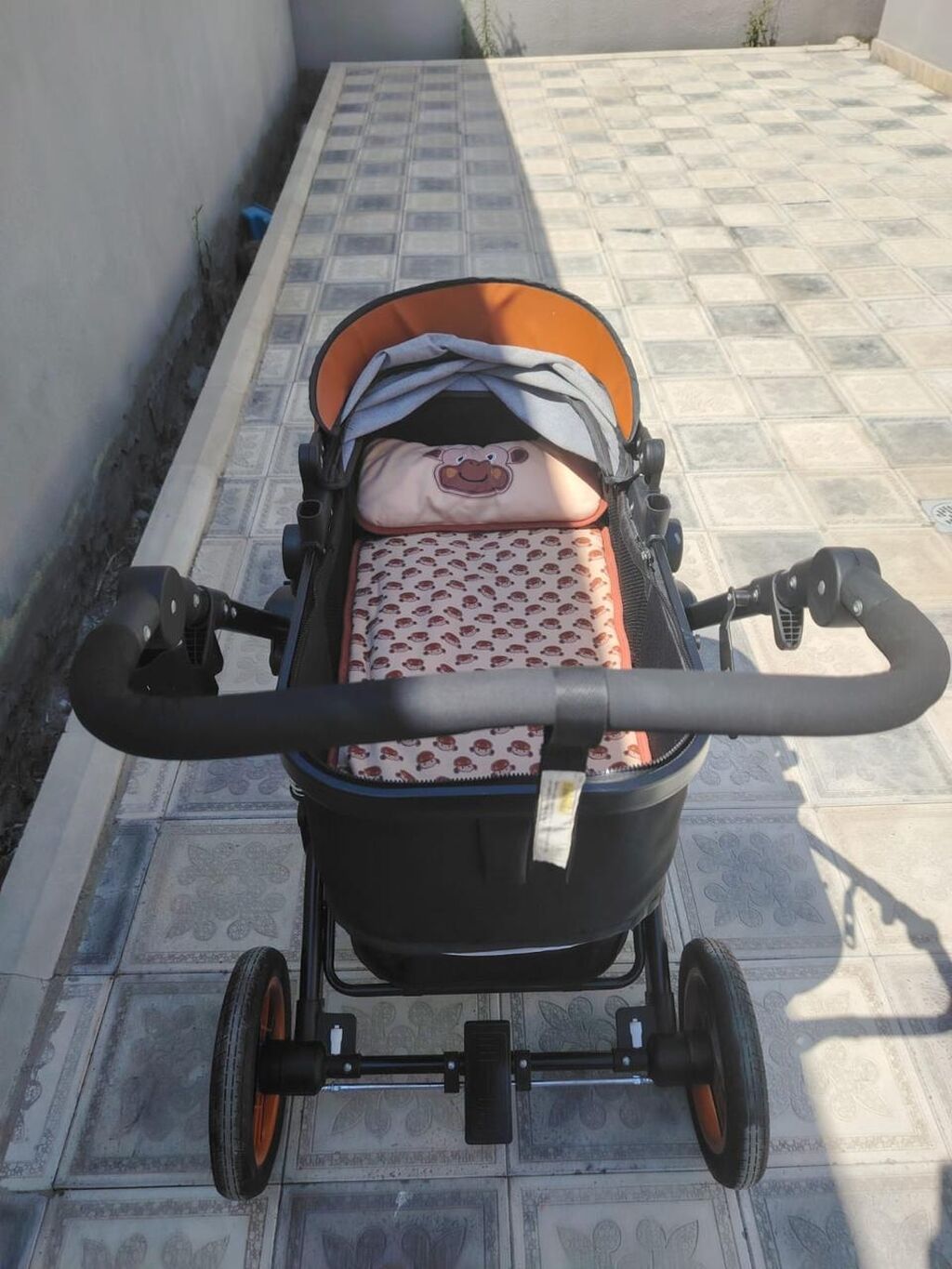 Uşaq arabası – çoxfunksiyalı beşik-tipli model - Rəng: narıncı-qara — Arabalalar, Digah (4)