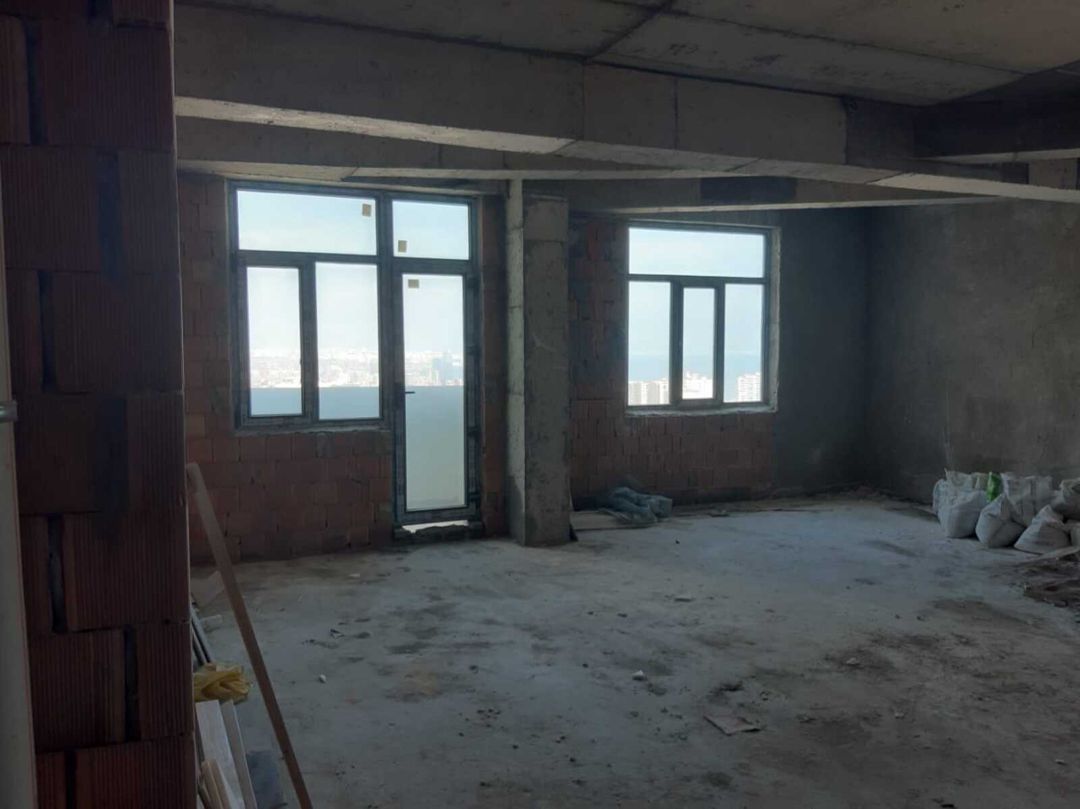 Satılır 4 otaqlı yeni tikili 187 m² — Mənzil, Bakı (8)