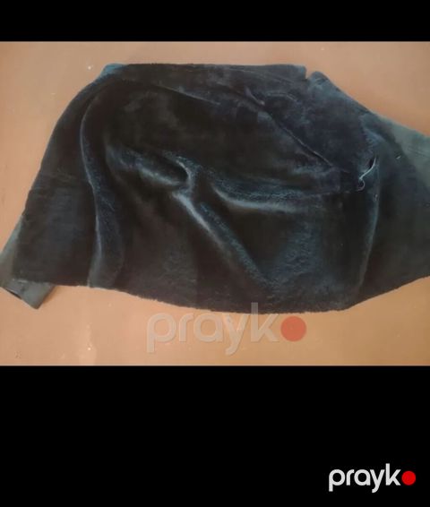 Qış üçün kişilər üçün qalın içlikli dəri plaş/kurtka. - Material — Gəncə