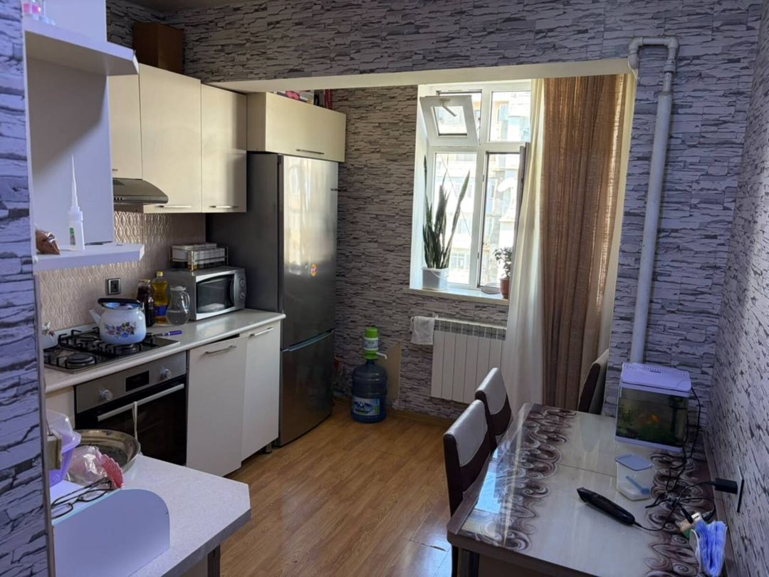 Satılır 4 otaqlı köhnə tikili 100 m² — Mənzil, Bakı (9)