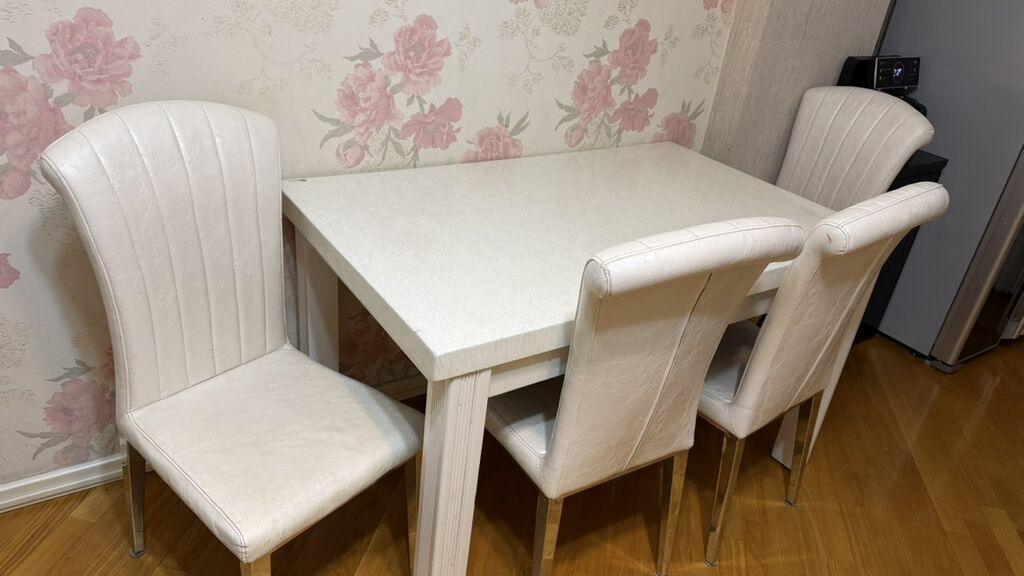 Ağ rəngli yemək masası dəsti – 4 stul ilə - Klassik üslubda — Mebel, Bakı (2)