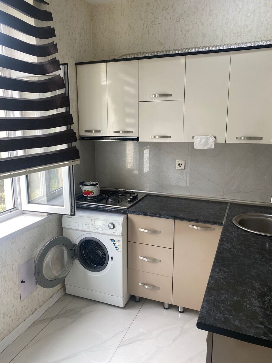 Satılır 2 otaqlı köhnə tikili 45 m² — Mənzil, Bakı (7)