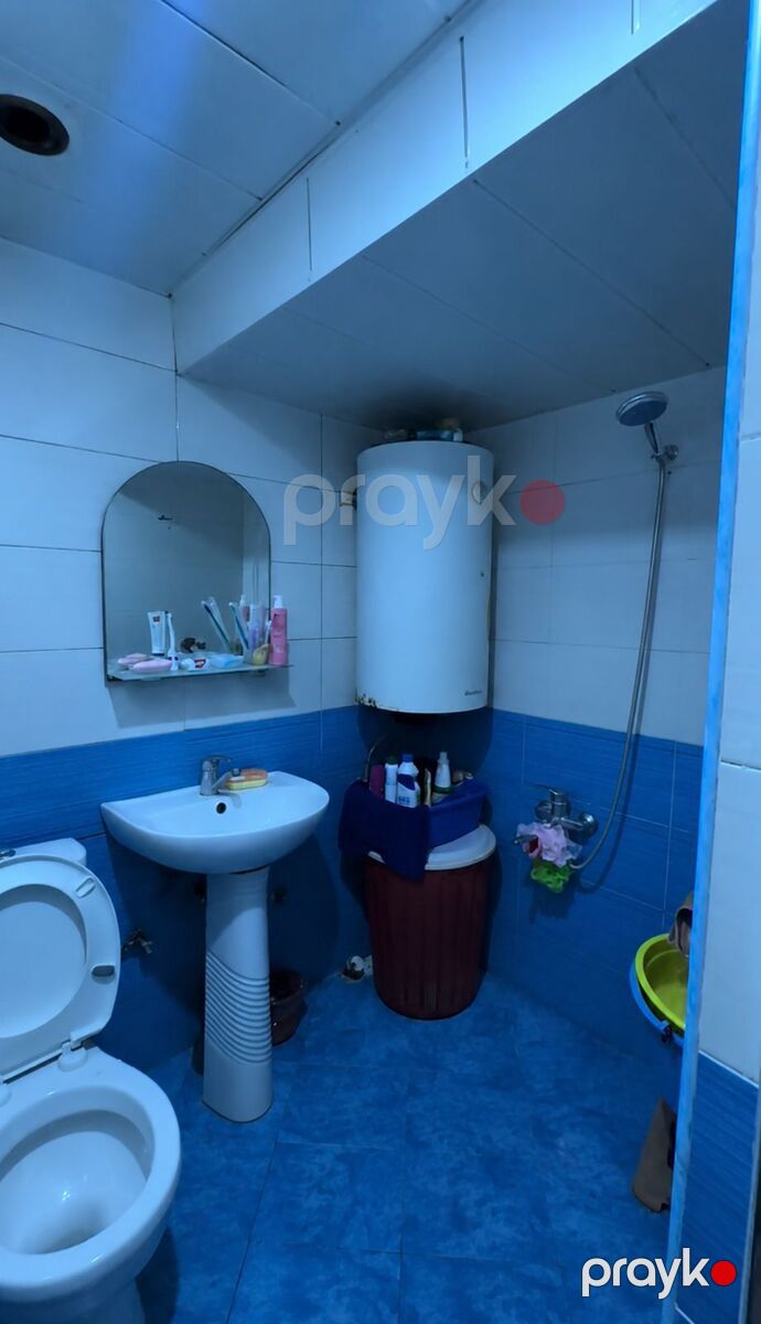 Satılır 2 otaqlı köhnə tikili 55 m² — Mənzil, Bakı (7)