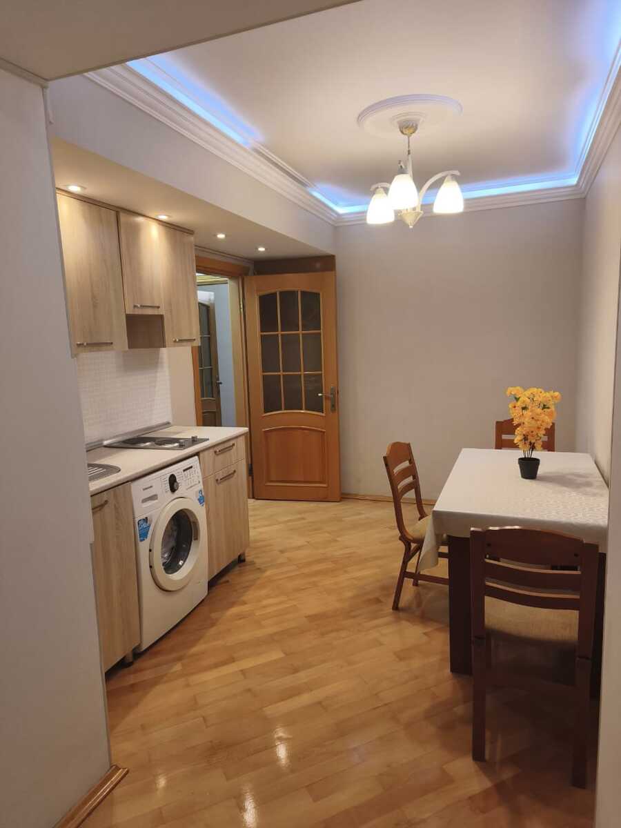 İcarəyə verilir 1 otaqlı köhnə tikili 46 m² — Mənzil, Bakı (4)