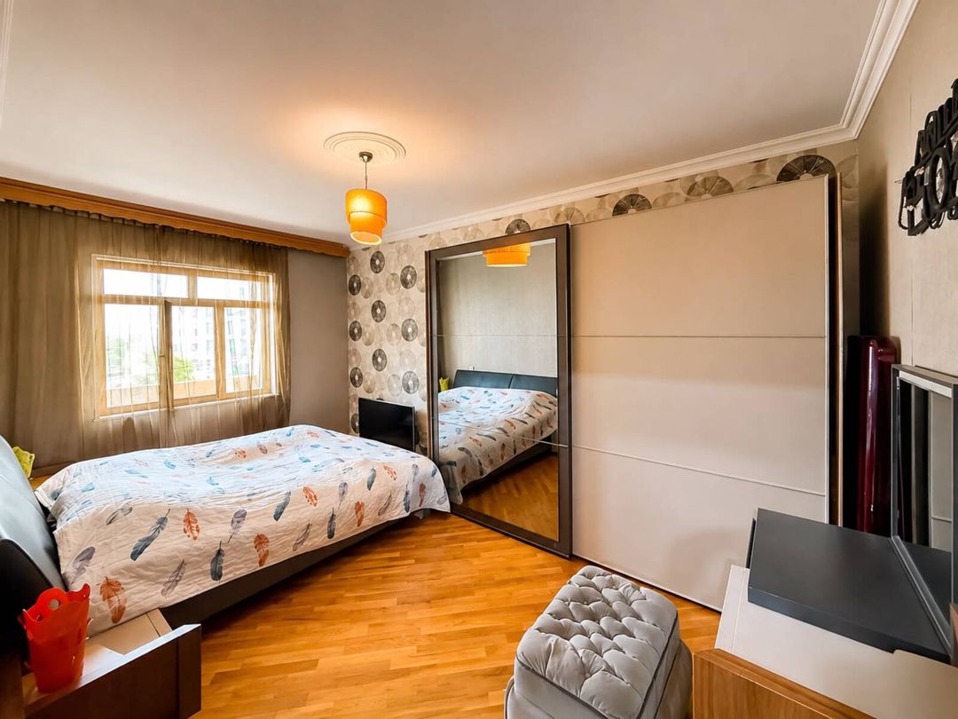 Satılır 4 otaqlı köhnə tikili 110 m² — Mənzil, Bakı (4)