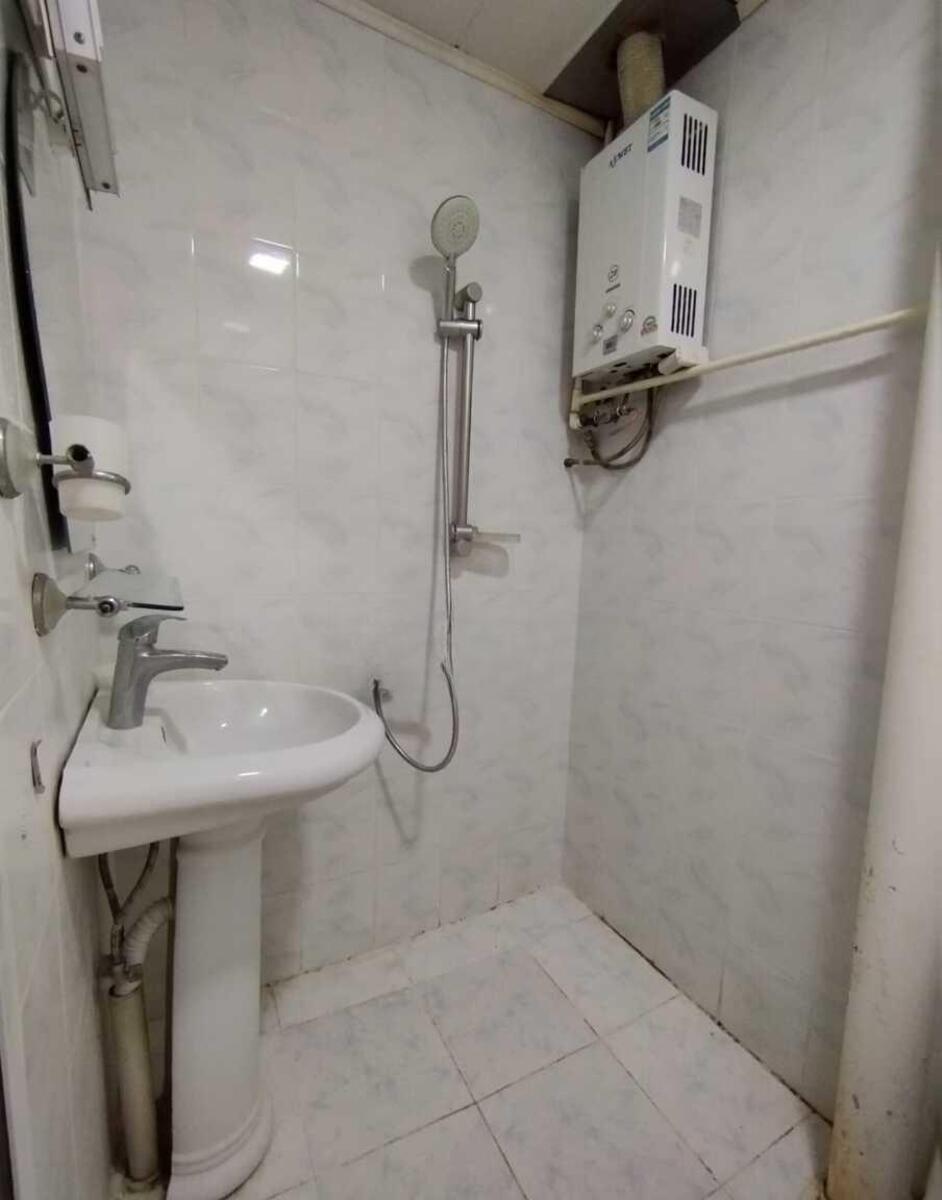 Satılır 2 otaqlı köhnə tikili 42 m² — Mənzil, Bakı (12)