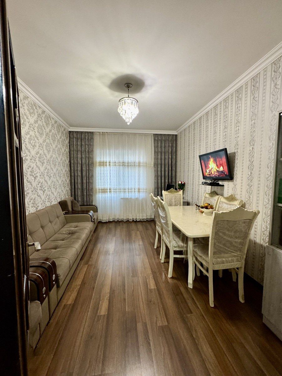 Satılır 4 otaqlı köhnə tikili 110 m² — Mənzil, Bakı (10)