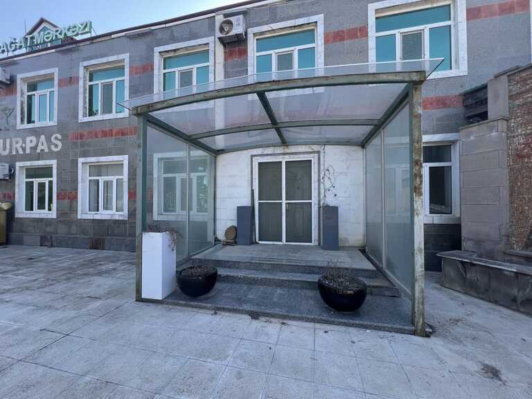 İcarəyə verilir obyekt 1028 m² — Əmlak, Bakı (2)